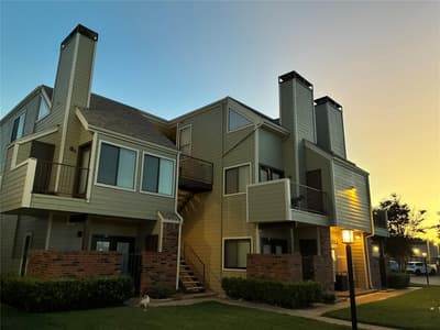 3129 Sondra Drive # 205, Fort Worth TX 76107
