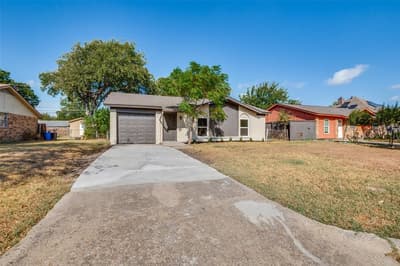 1617 Avenue A, Grand Prairie TX 75051 - Photo 2
