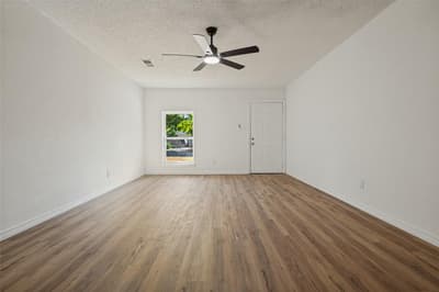 1617 Avenue A, Grand Prairie TX 75051 - Photo 5
