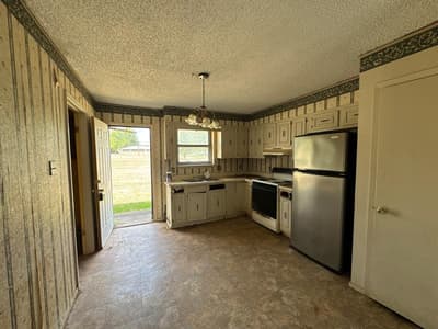 741 Calvert Street, Sulphur Springs TX 75482 - Photo 4