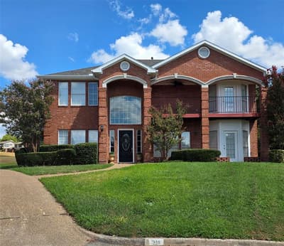 316 Harbor Landing Drive, Rockwall TX 75032