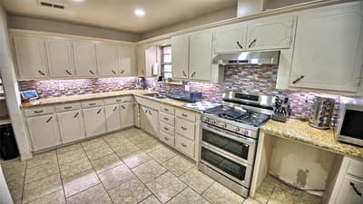 105 E Pecan Street, Saint Jo TX 76265 - Photo 2