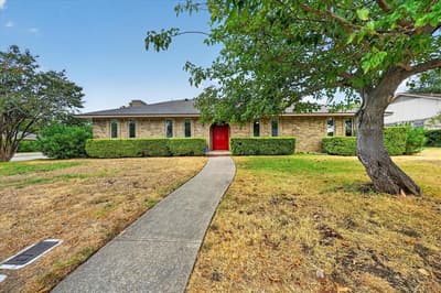 215 Roma Drive, Duncanville TX 75116