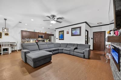 2365 Old Leonard Street, Fort Worth TX 76119 - Photo 5