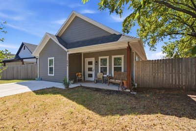 205 Owens Street, Bridgeport TX 76426 - Photo 2