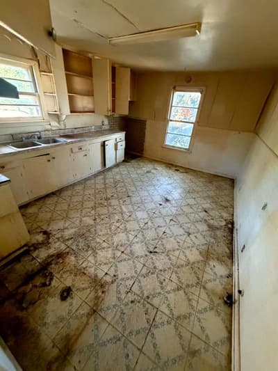 317 College Street, Italy TX 76651 - Photo 2