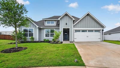 4225 CORNERSTONE Circle, Granbury TX 76048