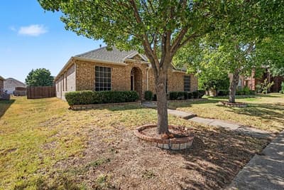 4619 Southampton Boulevard, Garland TX 75043 - Photo 3