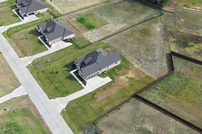 401 Indian Creek Road, Van Alstyne TX 75495 - Photo 4
