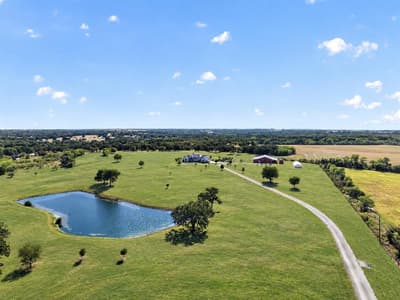 7490 County Road 423, Grandview TX 76050 - Photo 3