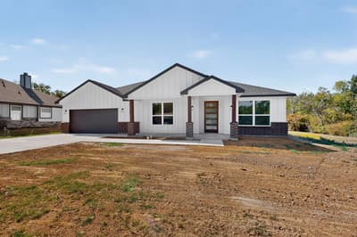 203 W Mansfield Avenue, Kennedale TX 76060 - Photo 3