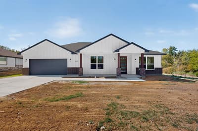 203 W Mansfield Avenue, Kennedale TX 76060