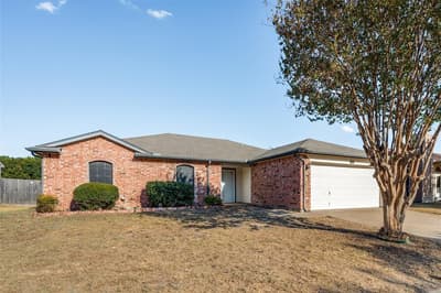 7728 Liz Lane, Watauga TX 76148 - Photo 2