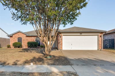 7728 Liz Lane, Watauga TX 76148
