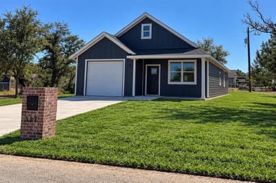 317 Timberline Drive, Granbury TX 76048 - Photo 2