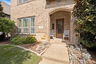 7304 San Saba Drive, McKinney TX 75070 - Photo 2