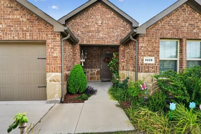 1415 Blossom Court Drive, Princeton TX 75407 - Photo 3