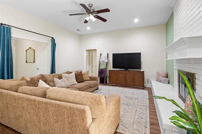 5816 Gatewood Drive, Arlington TX 76016 - Photo 5