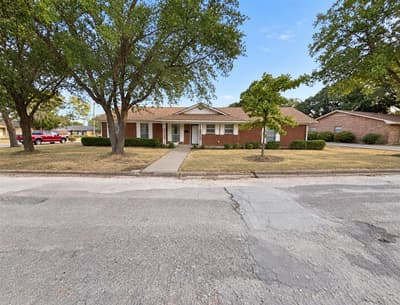 1414 Meadowlark Drive, Hillsboro TX 76645