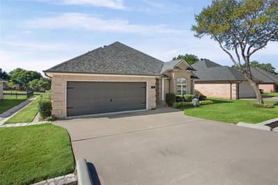 8606 Leisure Lane, Granbury TX 76049 - Photo 2