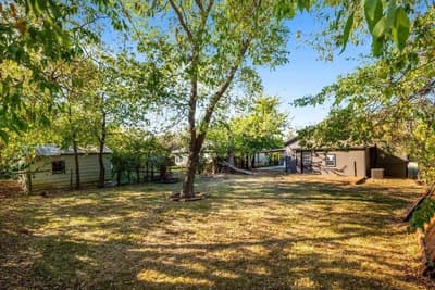 306 Hall Street, Whitesboro TX 76273 - Photo 2