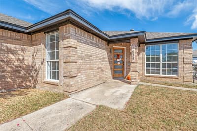 1838 San Antonio Street, Grand Prairie TX 75051 - Photo 2