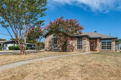 1838 San Antonio Street, Grand Prairie TX 75051