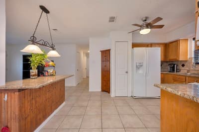 512 E Mission Street, Crowley TX 76036 - Photo 5