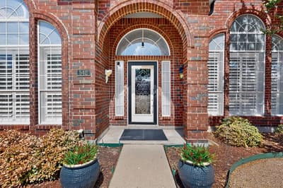 542 Clayton Street, Grand Prairie TX 75052 - Photo 4