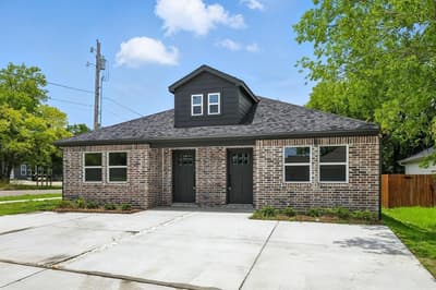 3206 Sayle Street # 102, Greenville TX 75401 - Photo 2