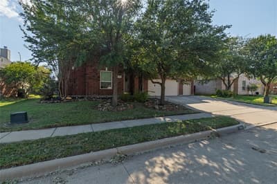 11845 Warbler Lane, Fort Worth TX 76244 - Photo 2