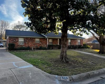 6161 Walla Avenue, Fort Worth TX 76133 - Photo 2