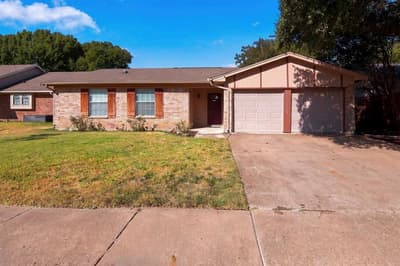 7917 Berrybrook Drive, Watauga TX 76148