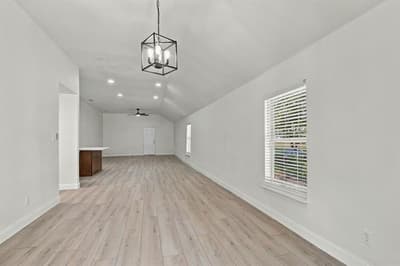 807 Wyatt Street, Waxahachie TX 75165 - Photo 2