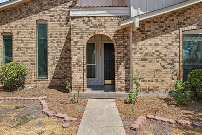533 San Pedro Drive, Garland TX 75043 - Photo 2