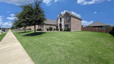 5205 Shelter Point Court, Mansfield TX 76063 - Photo 3
