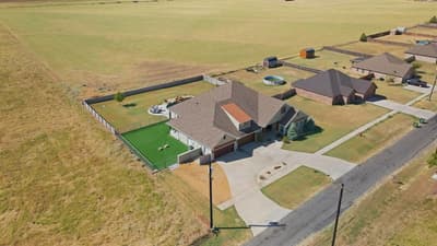 568 Crow Road, Whitesboro TX 76273