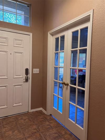 606 Lake Bridge Drive, Lake Dallas TX 75065 - Photo 2