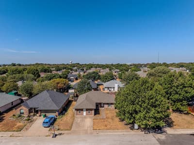 204 Troxell Boulevard, Rhome TX 76078 - Photo 3