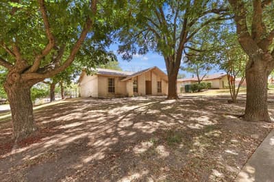 168 Faircrest Drive, DeSoto TX 75115 - Photo 2