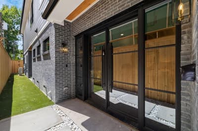 4026 Herschel Avenue, Dallas TX 75219 - Photo 2
