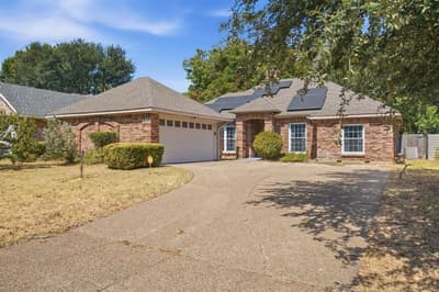 1708 Willow Vale Drive, Fort Worth TX 76134