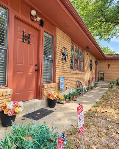 800 Kerry Lane, Azle TX 76020 - Photo 2