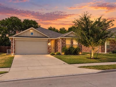 1520 Claireborne Court, Little Elm TX 75068