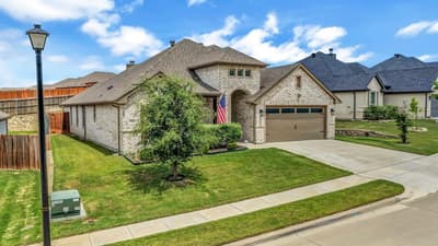 421 Vaquero, Weatherford TX 76087 - Photo 2