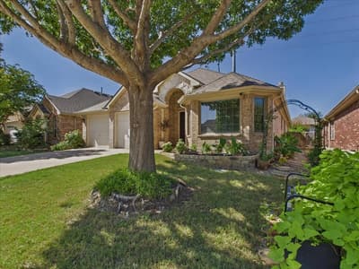 15737 Landing Creek Lane, Fort Worth TX 76262 - Photo 2
