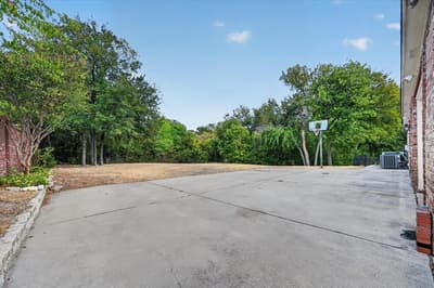7007 Spanky Branch Court, Dallas TX 75248 - Photo 5