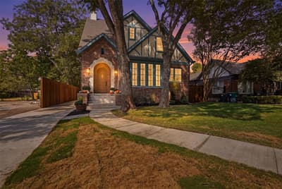 2212 Carleton Avenue, Fort Worth TX 76107 - Photo 2