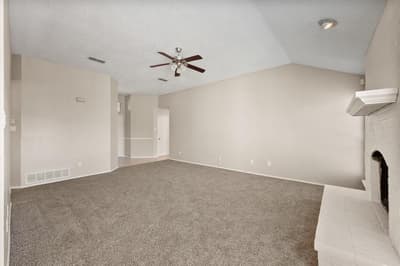926 Tennis Villa Drive, Arlington TX 76017 - Photo 3