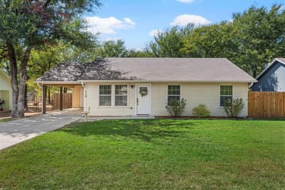 110 Shady Springs Drive, Runaway Bay TX 76426